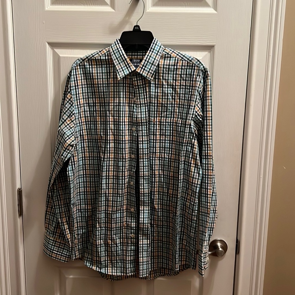Men’s Izod shirt Medium NWOT